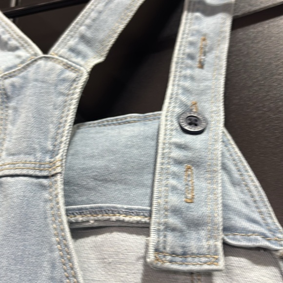 Levi’s Shortalls Overalls,relaxed fit,stretch,adjustable straps,5 pocket,distres - Picture 6 of 9